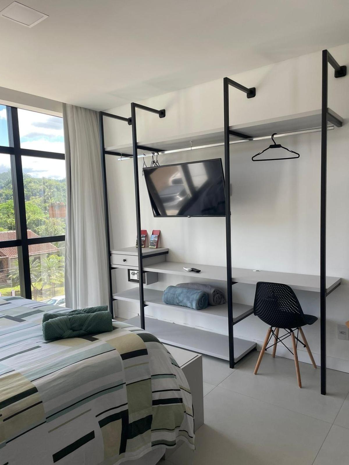 Flat 300 Business No Centro De