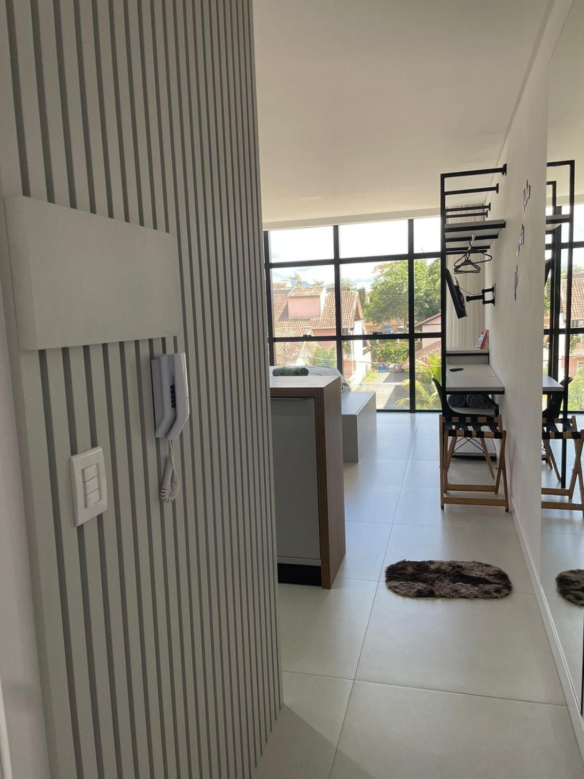 Flat 300 Business No Centro De